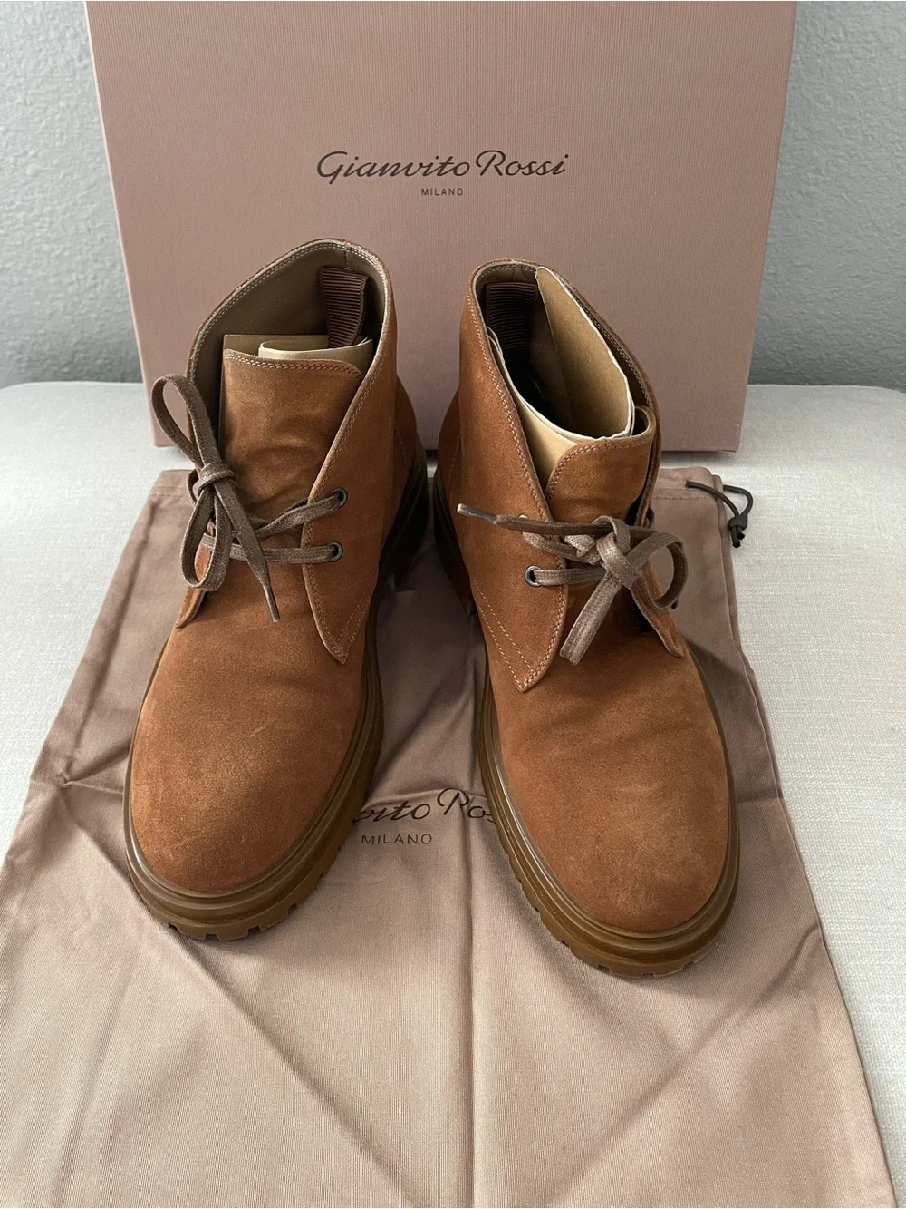Gianvito Rossi Men’s Tan Suede Chukka Boots